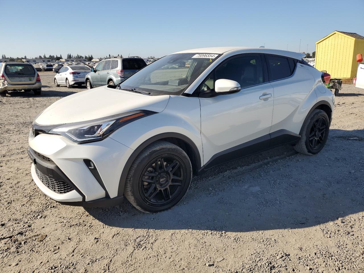 TOYOTA C-HR XLE 2021