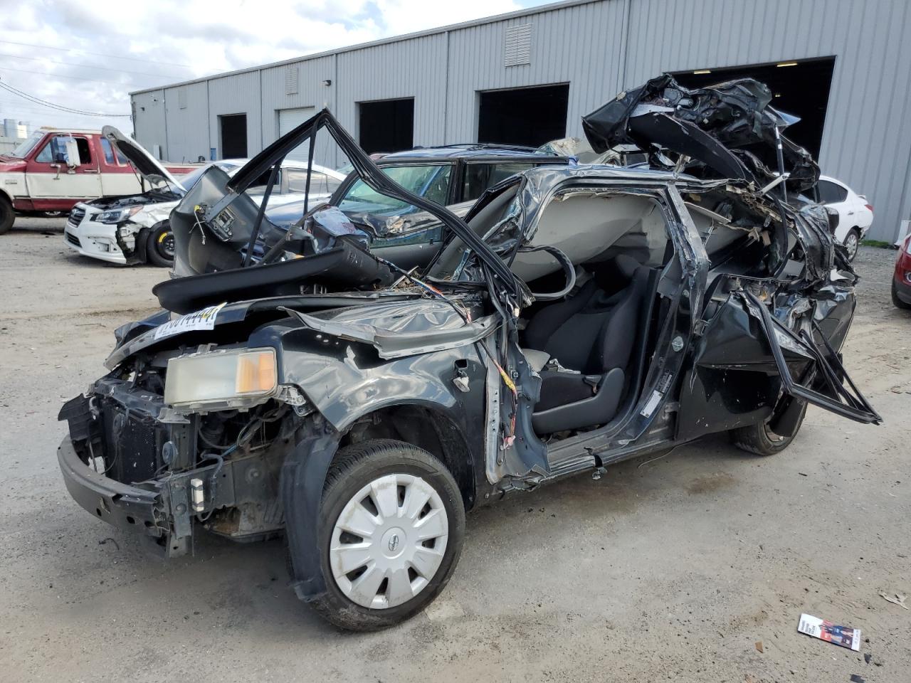 TOYOTA SCION XB 2006