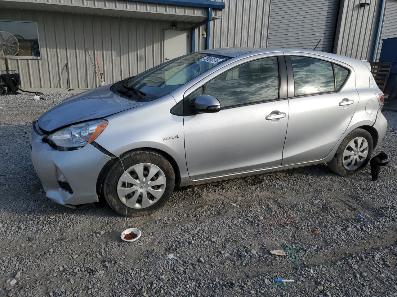 TOYOTA PRIUS C 2012