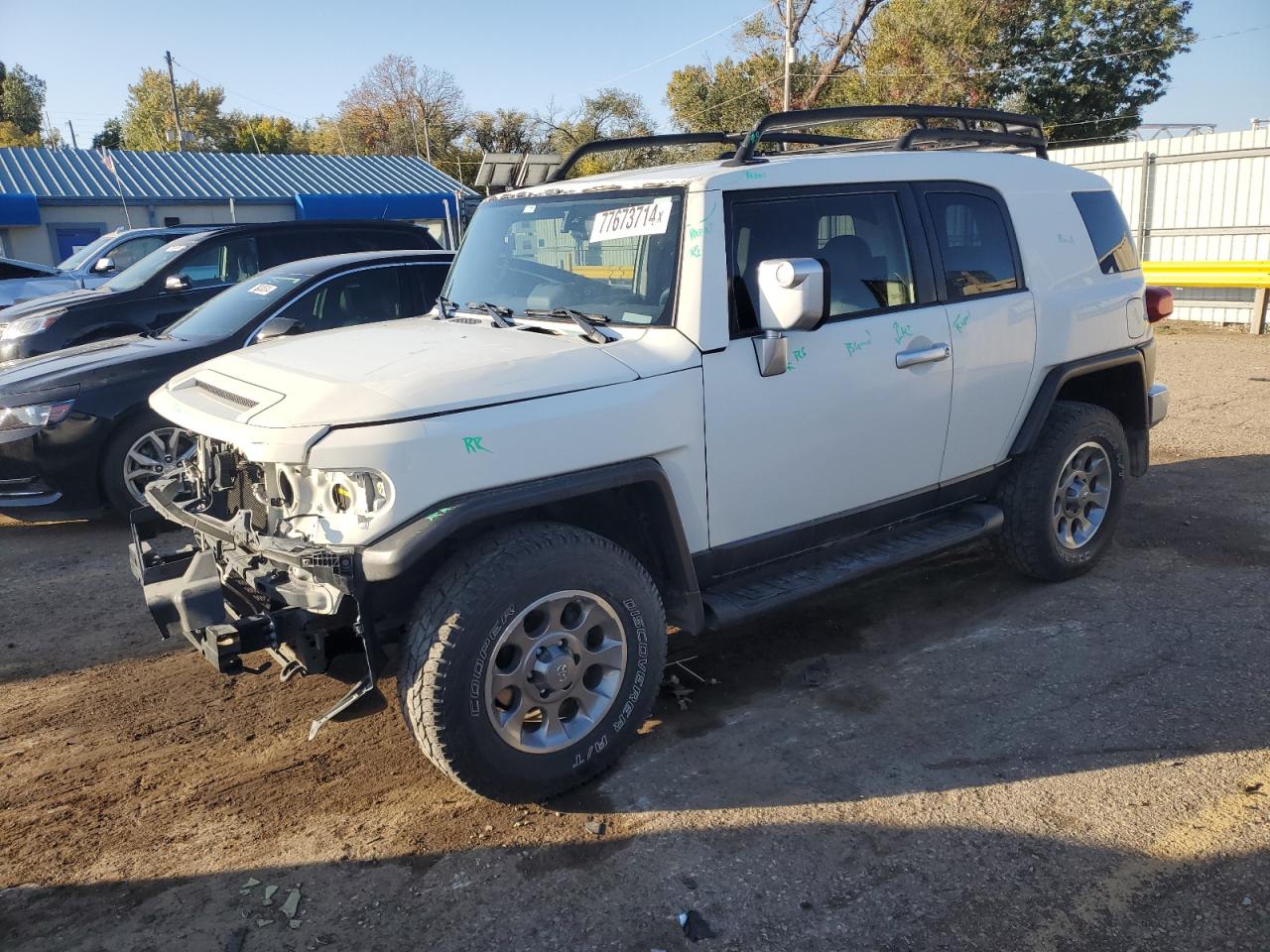 TOYOTA FJ CRUISER 2012