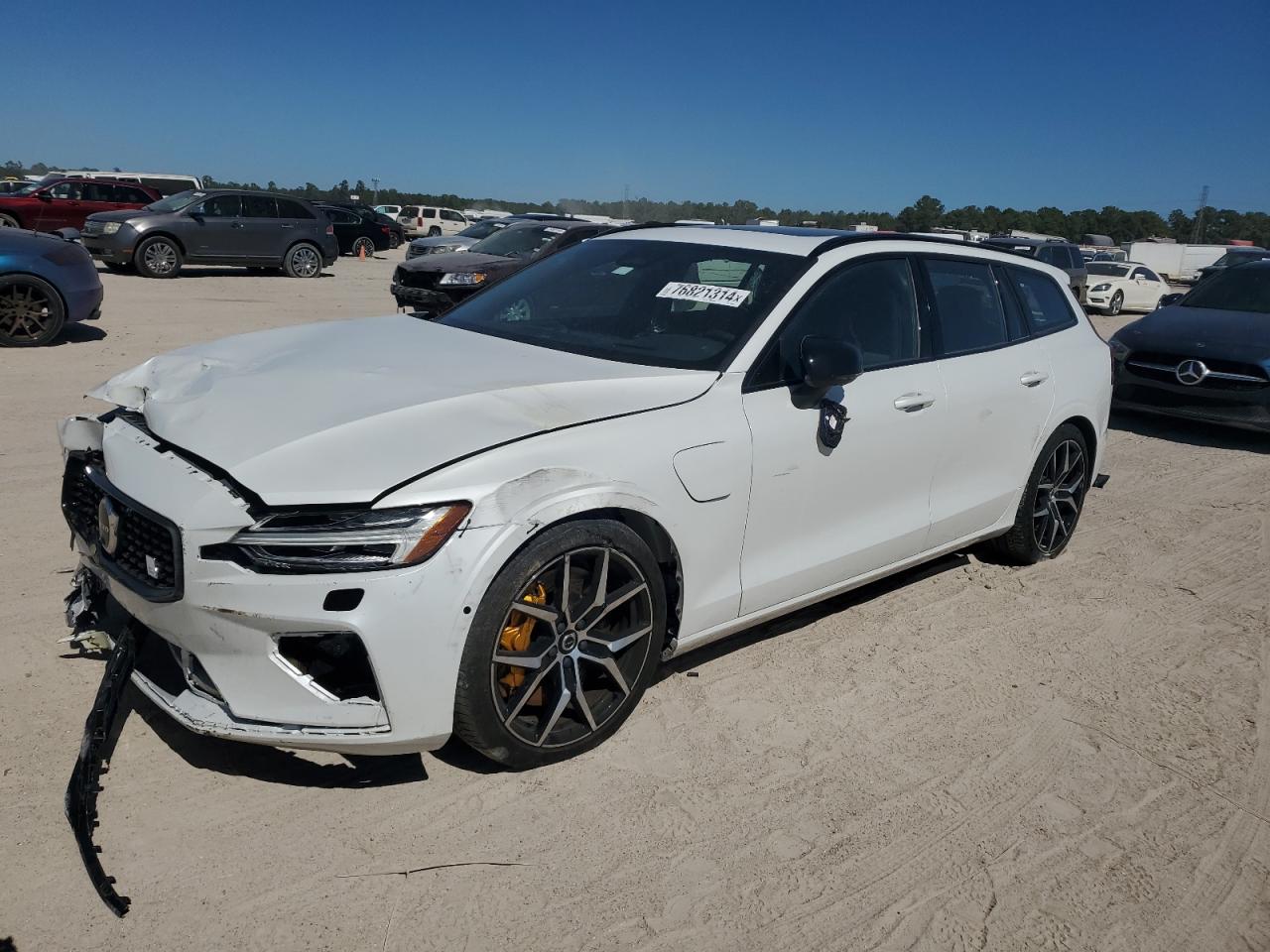 VOLVO V60 POLEST 2023