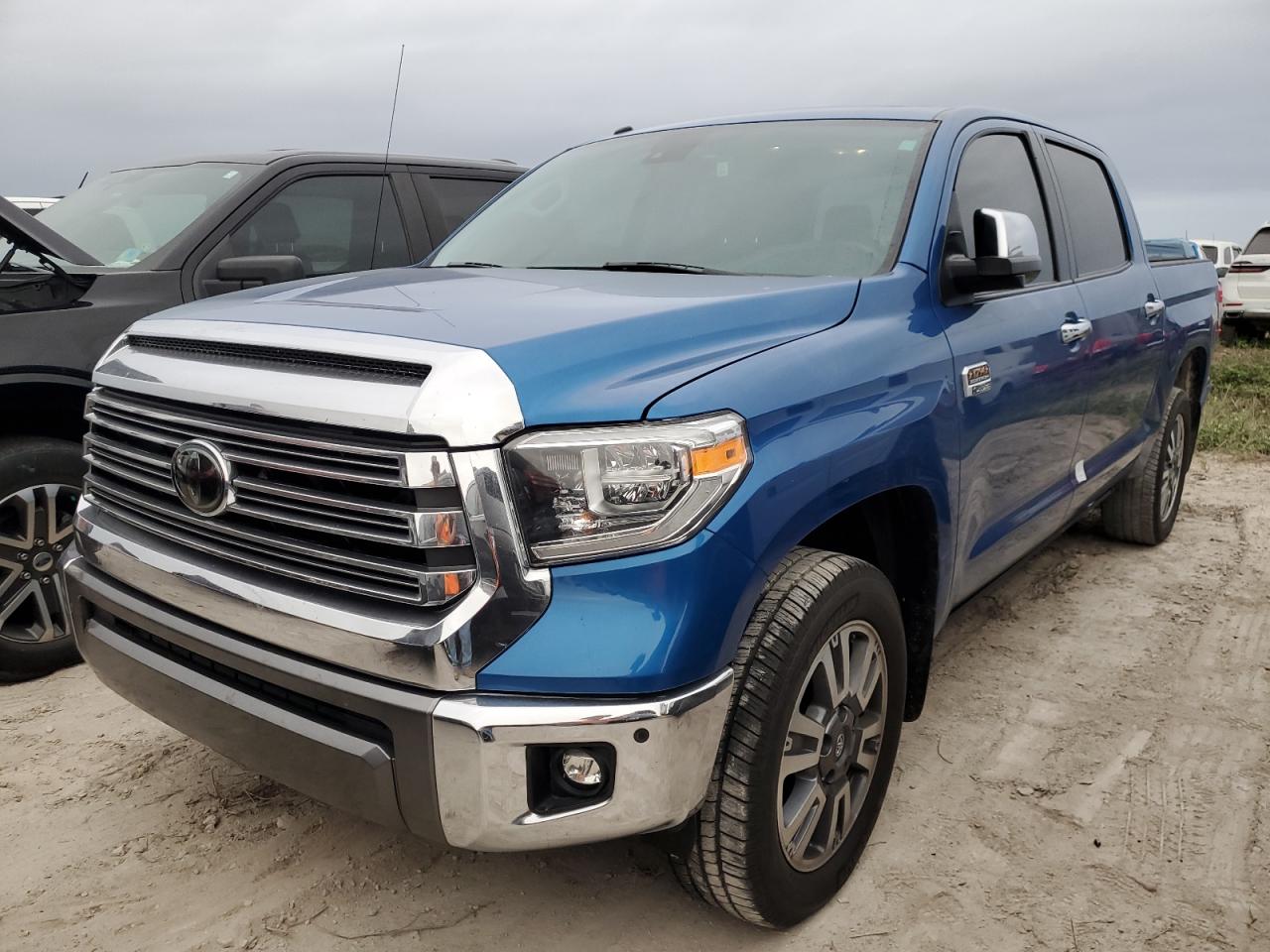 TOYOTA TUNDRA CRE 2018