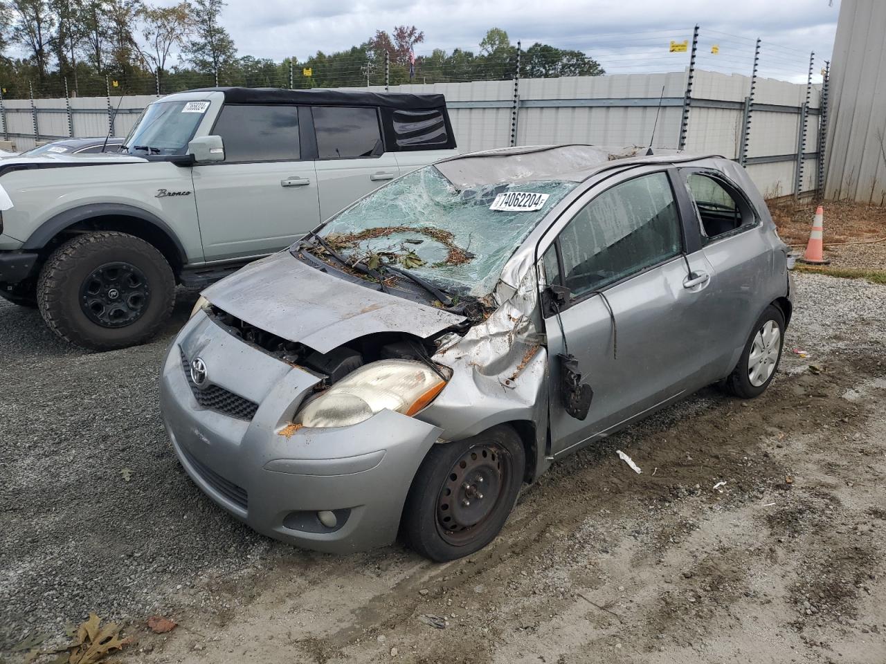 TOYOTA YARIS 2011