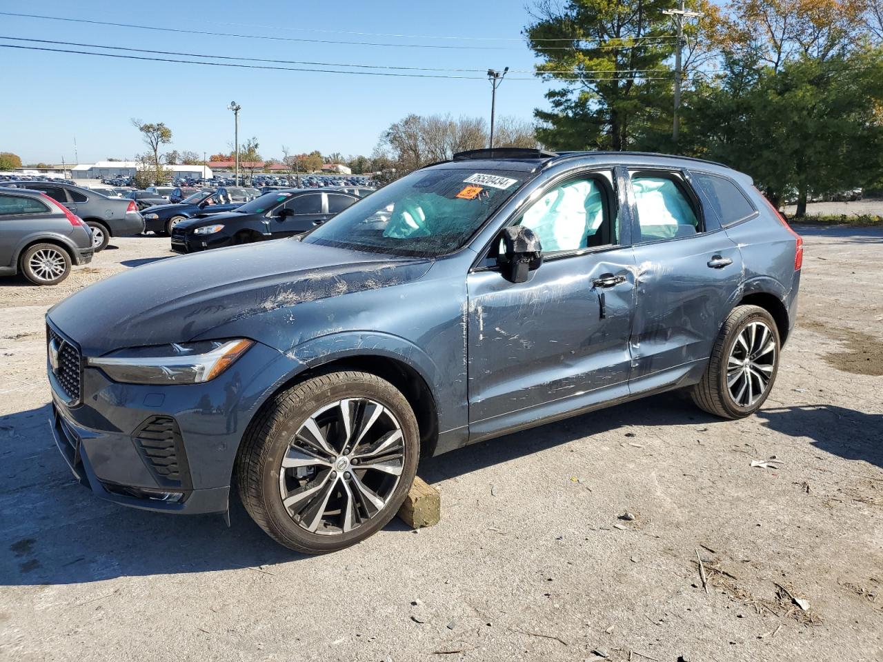 VOLVO XC60 PLUS 2023