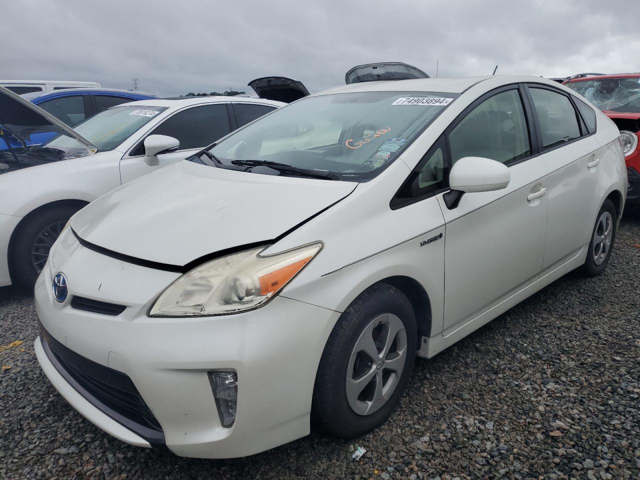 TOYOTA PRIUS 2014