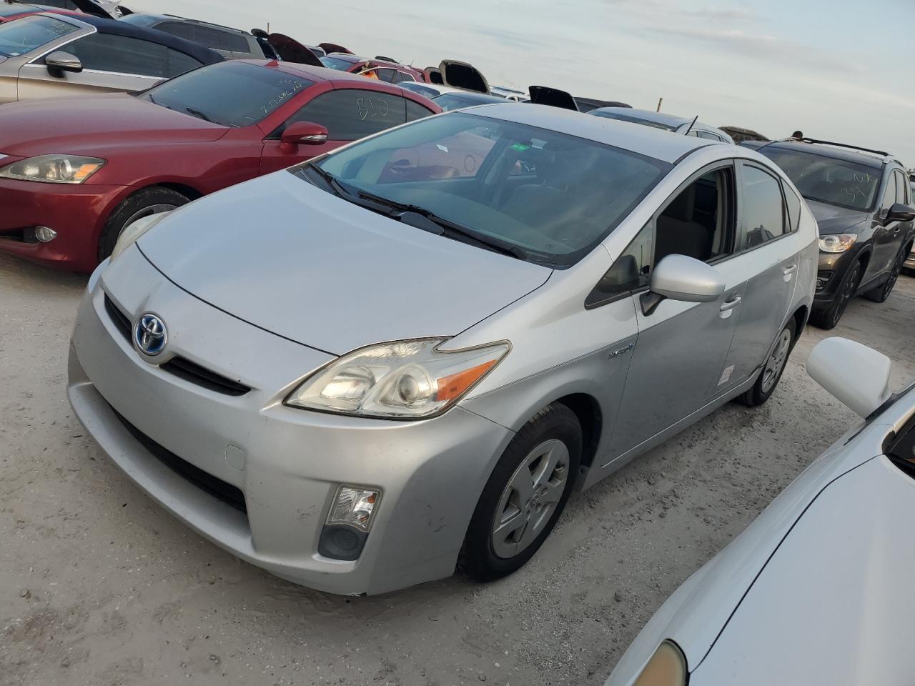 TOYOTA PRIUS 2010