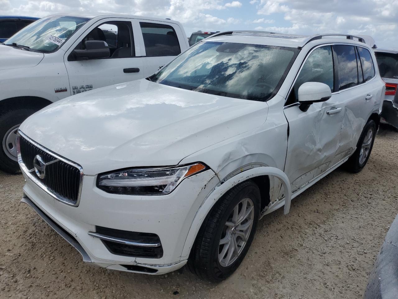 VOLVO XC90 T5 MO 2019