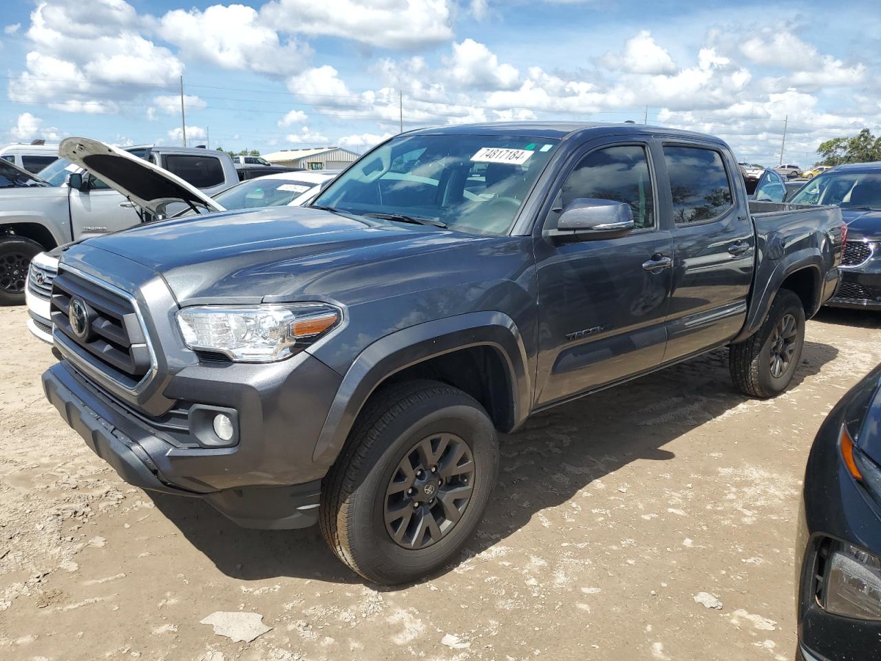 TOYOTA TACOMA DOU 2023