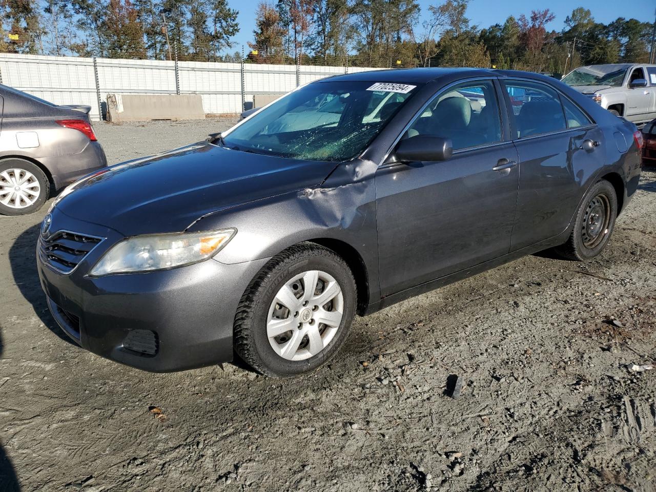 TOYOTA CAMRY LE 2010