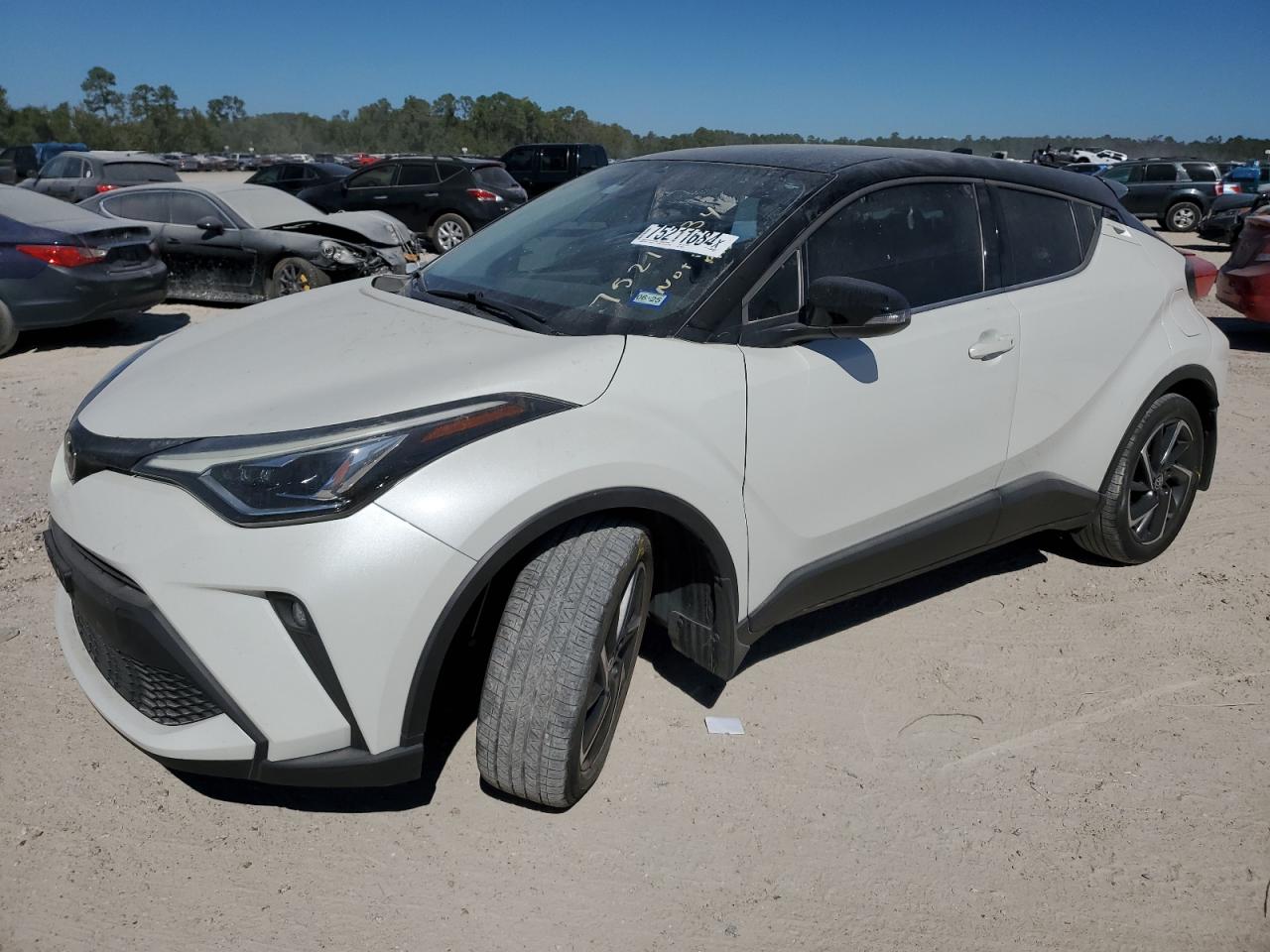 TOYOTA C-HR XLE 2021