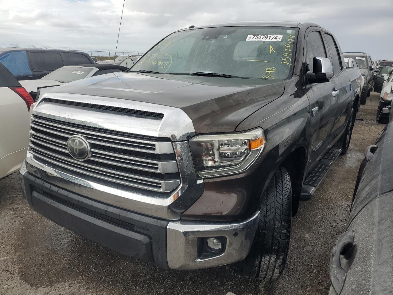TOYOTA TUNDRA DOU 2019