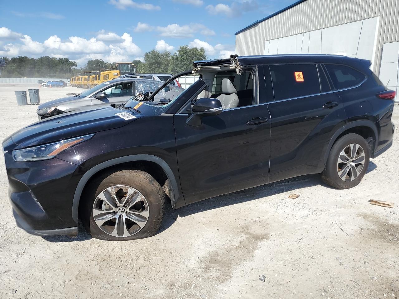 TOYOTA HIGHLANDER 2021