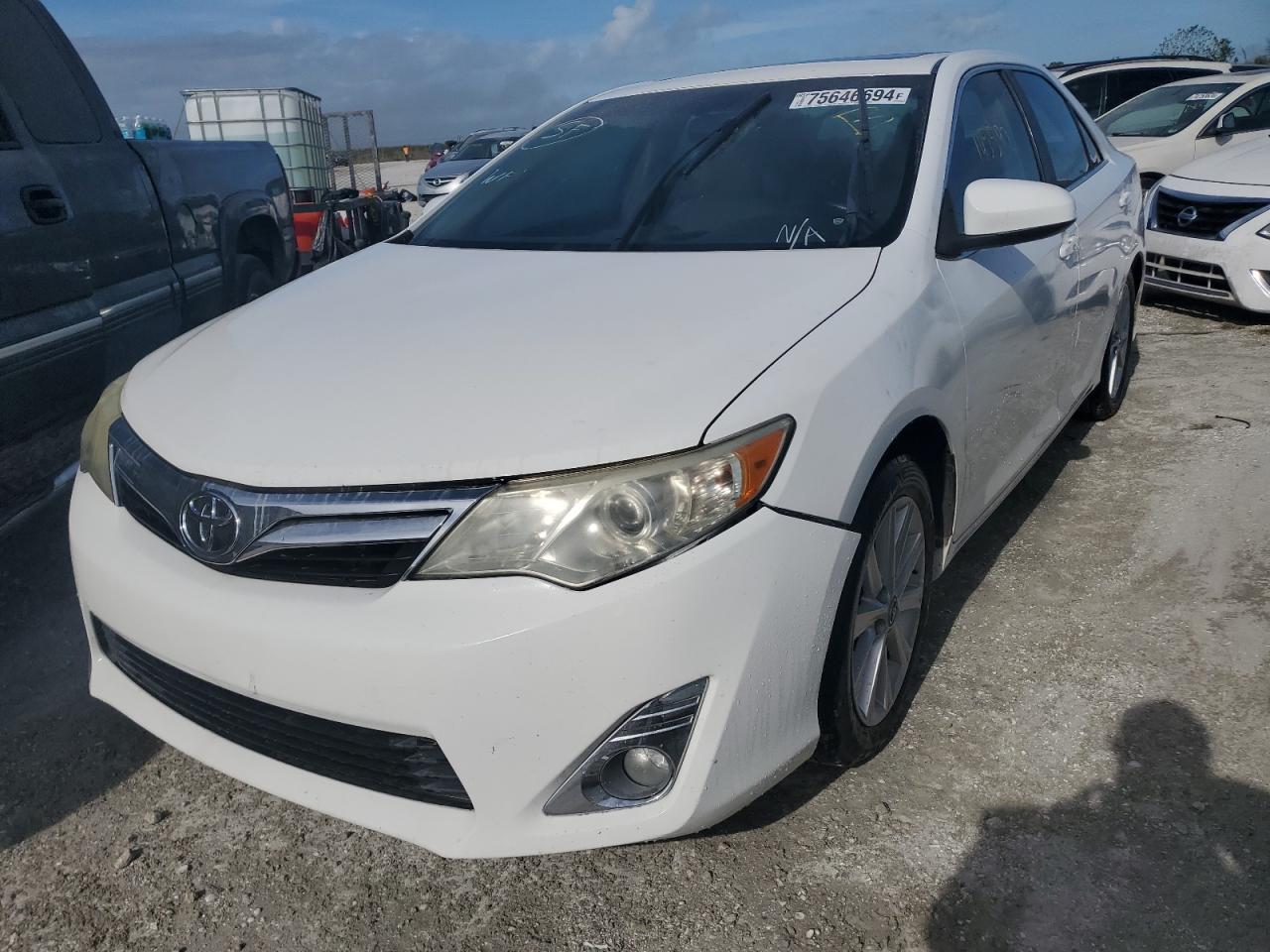 TOYOTA CAMRY SE 2012