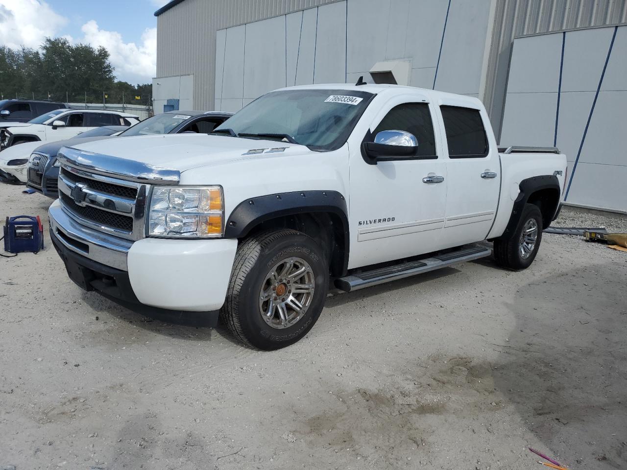 CHEVROLET SILVERADO 2011