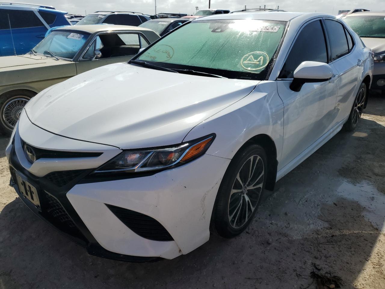 TOYOTA CAMRY L 2019