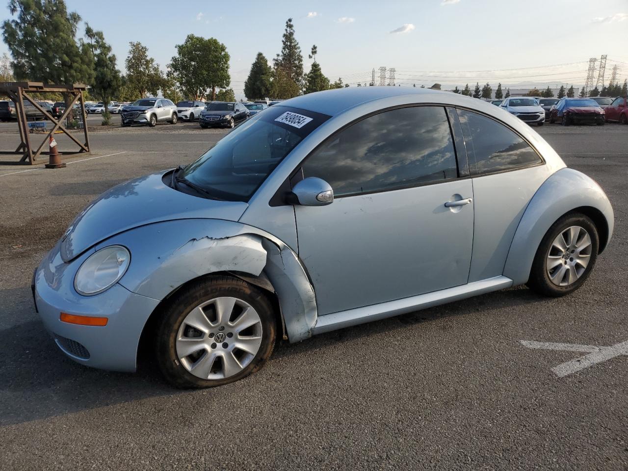 VOLKSWAGEN NEW BEETLE 2009