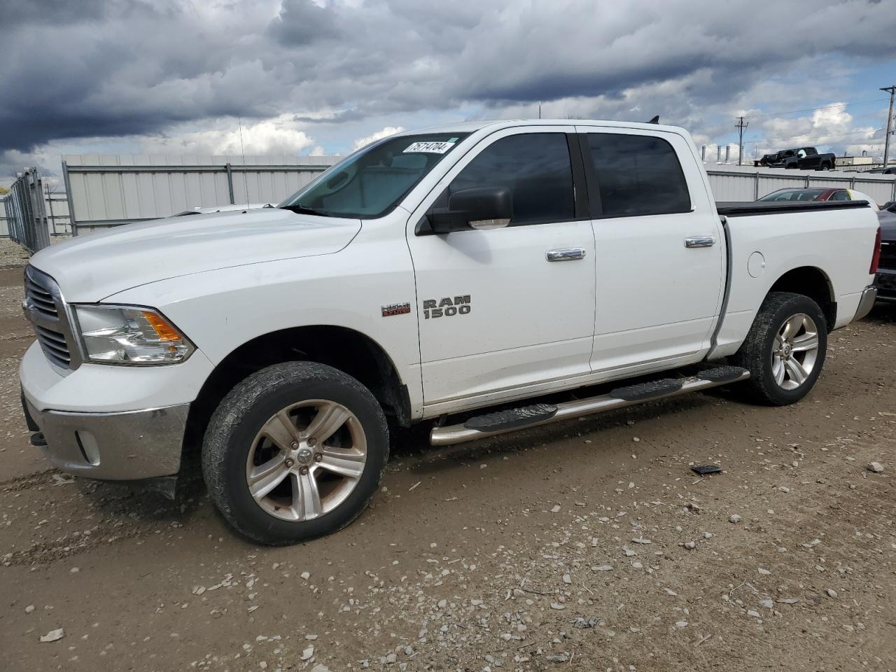 RAM 1500 SLT 2015