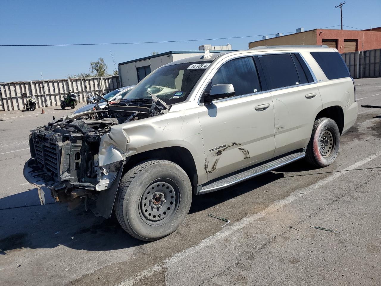 GMC YUKON SLT 2017