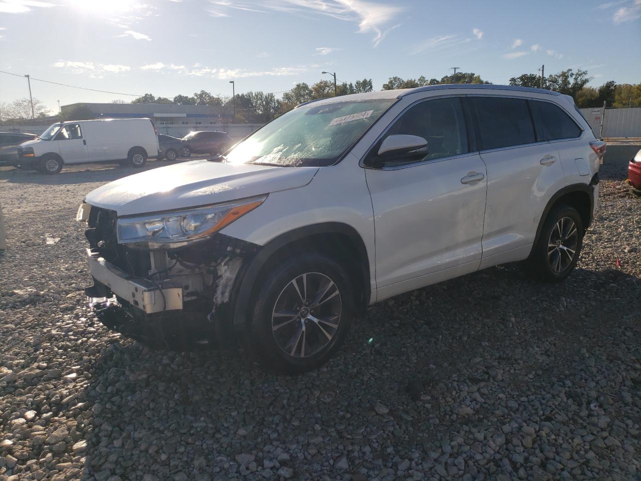 TOYOTA HIGHLANDER 2016
