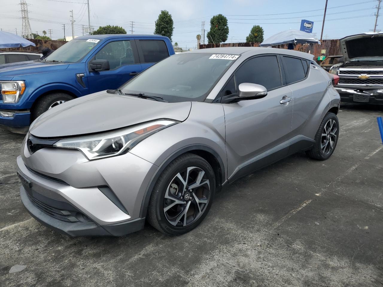 TOYOTA C-HR XLE 2018