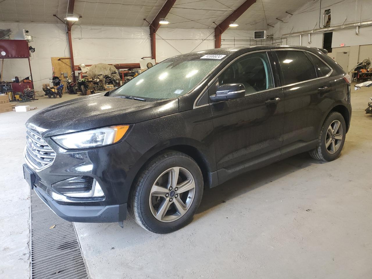 FORD EDGE SEL 2019