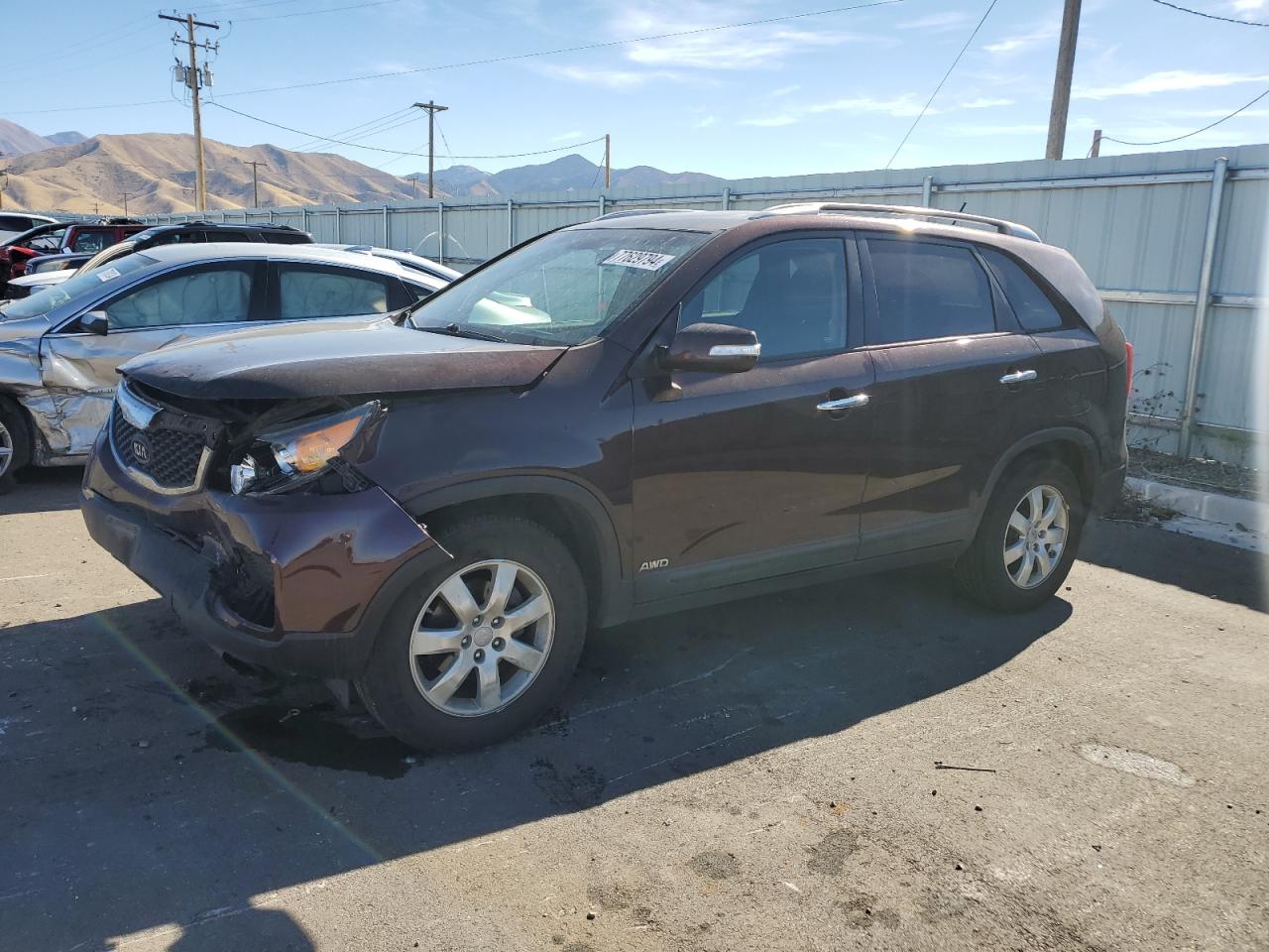 KIA SORENTO LX 2013