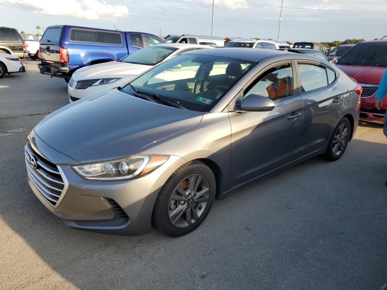 HYUNDAI ELANTRA SE 2018