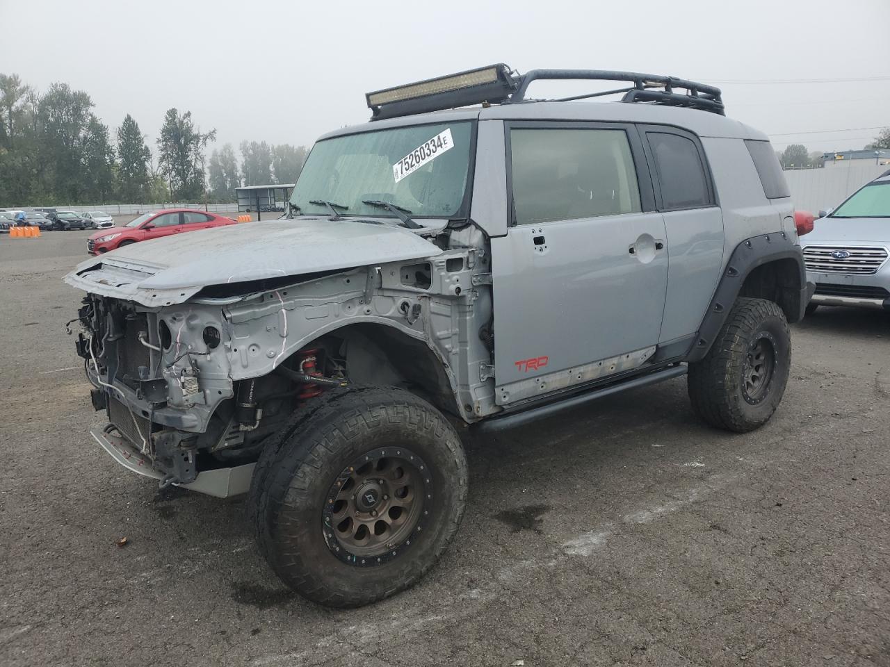 TOYOTA FJ CRUISER 2013