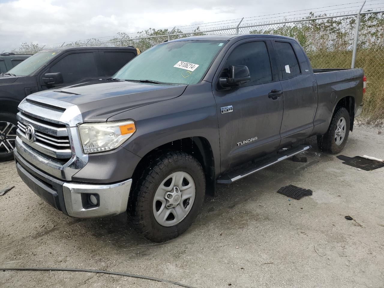TOYOTA TUNDRA DOU 2016