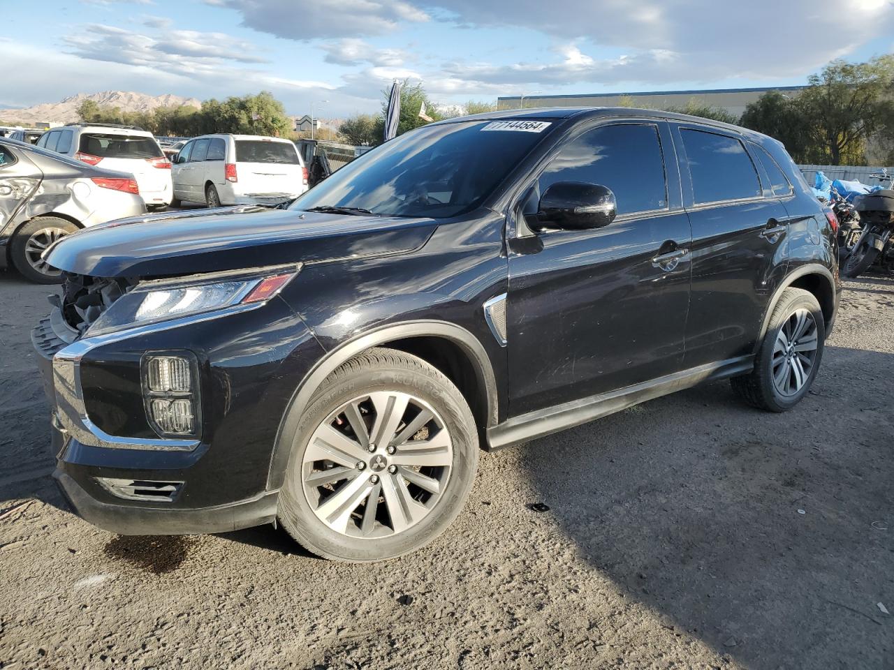 MITSUBISHI OUTLANDER 2022