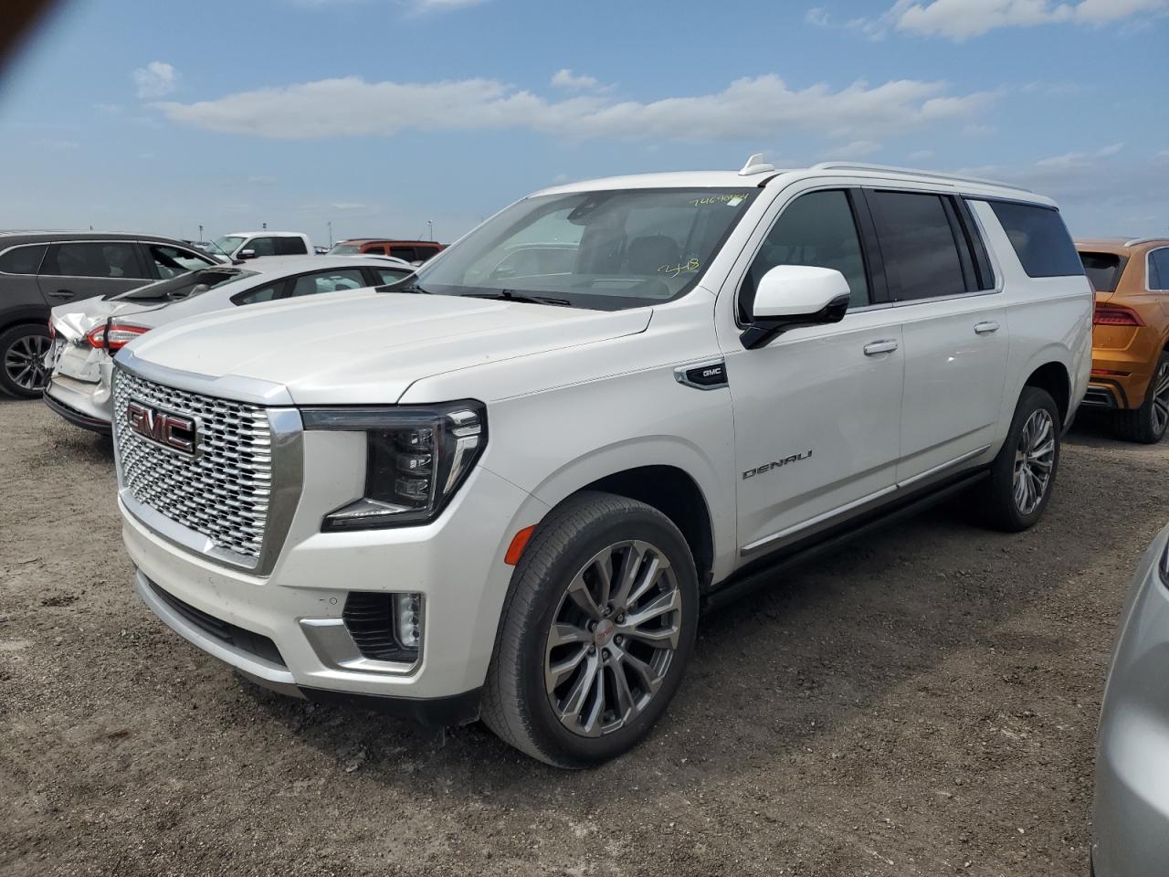 GMC YUKON XL D 2022
