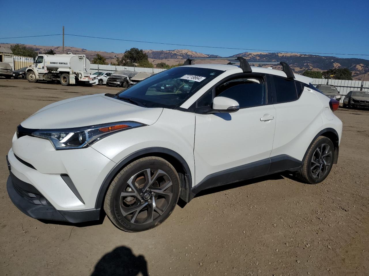 TOYOTA C-HR XLE 2018