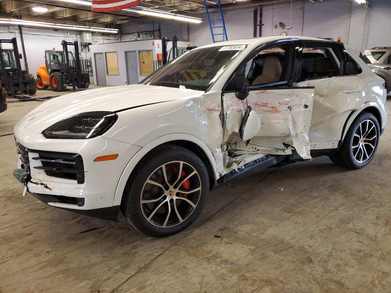 PORSCHE CAYENNE S 2024