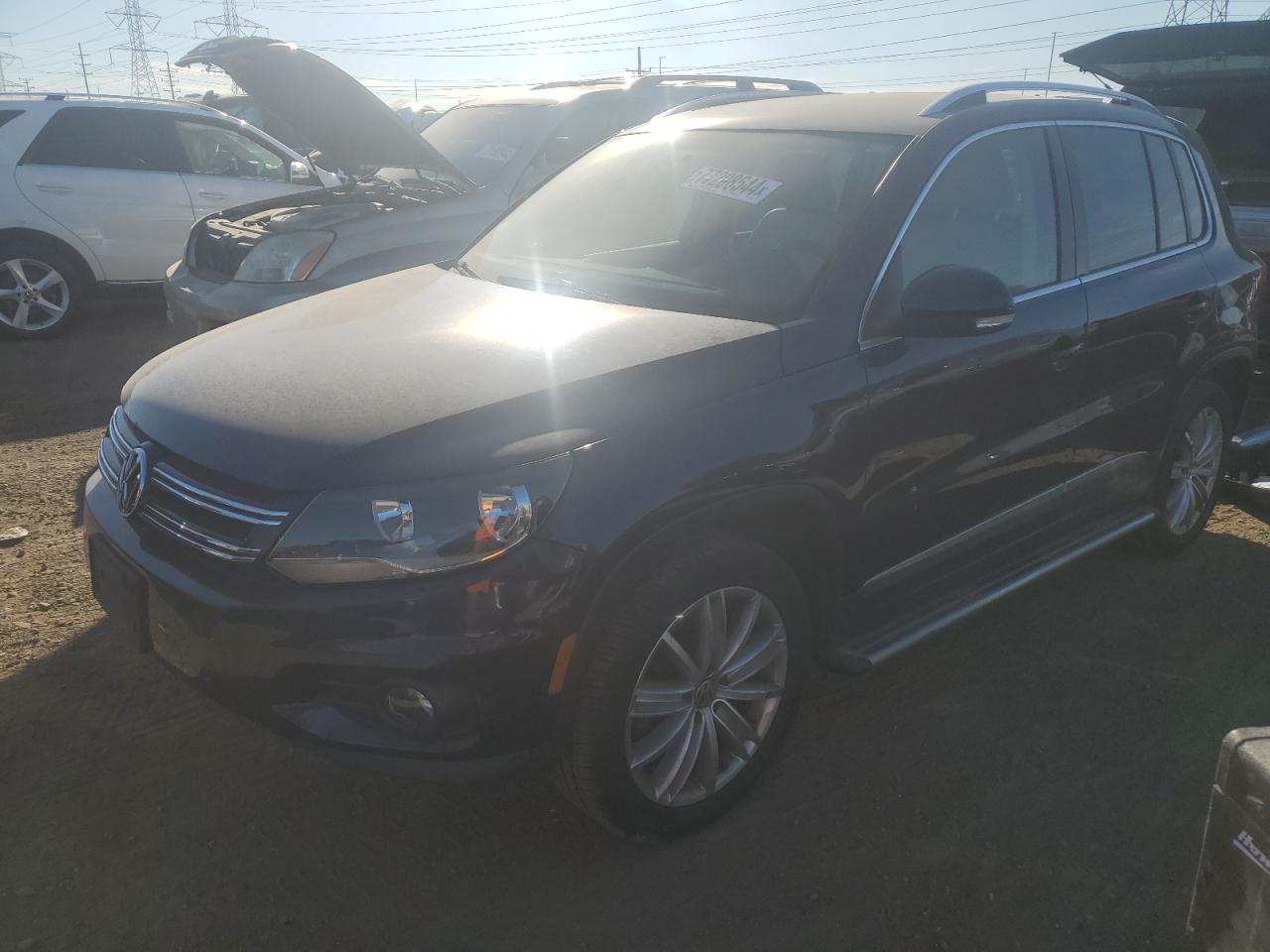 VOLKSWAGEN TIGUAN S 2015