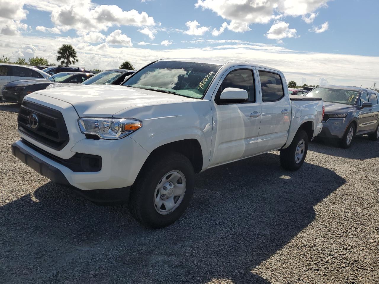 TOYOTA TACOMA DOU 2023