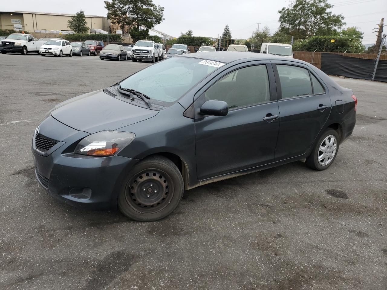 TOYOTA YARIS 2009