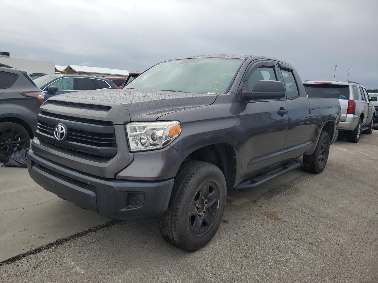 TOYOTA TUNDRA DOU 2015
