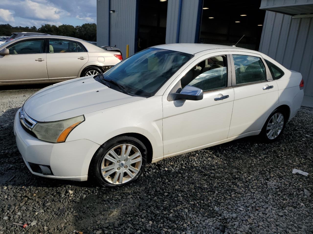 FORD FOCUS SEL 2010