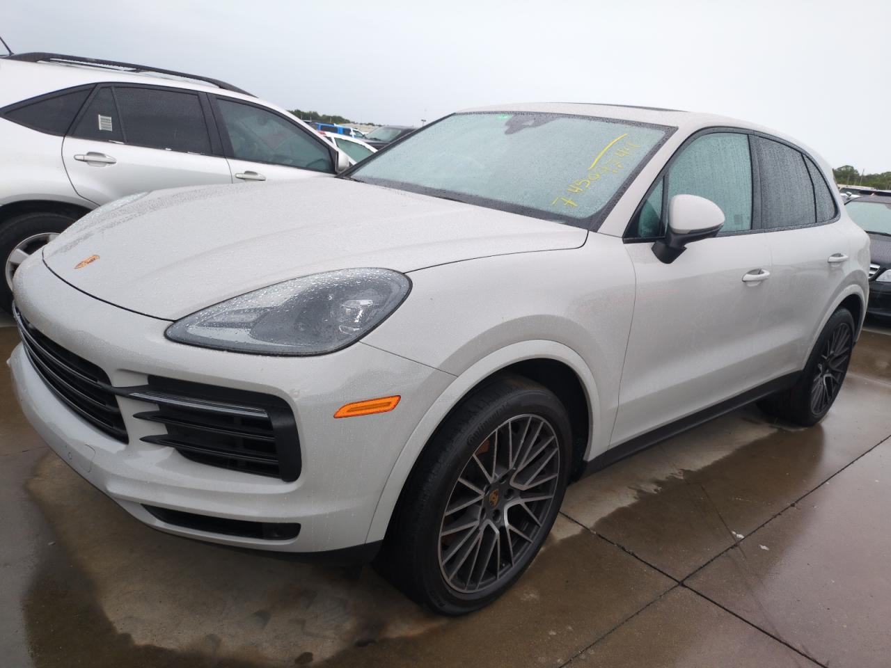 PORSCHE CAYENNE 2021
