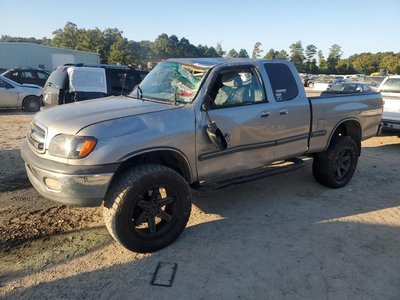 TOYOTA TUNDRA ACC 2001