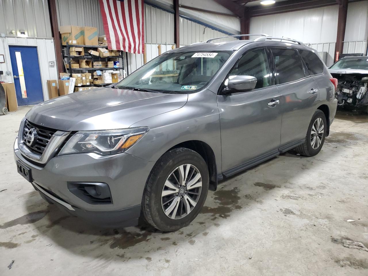 NISSAN PATHFINDER 2017