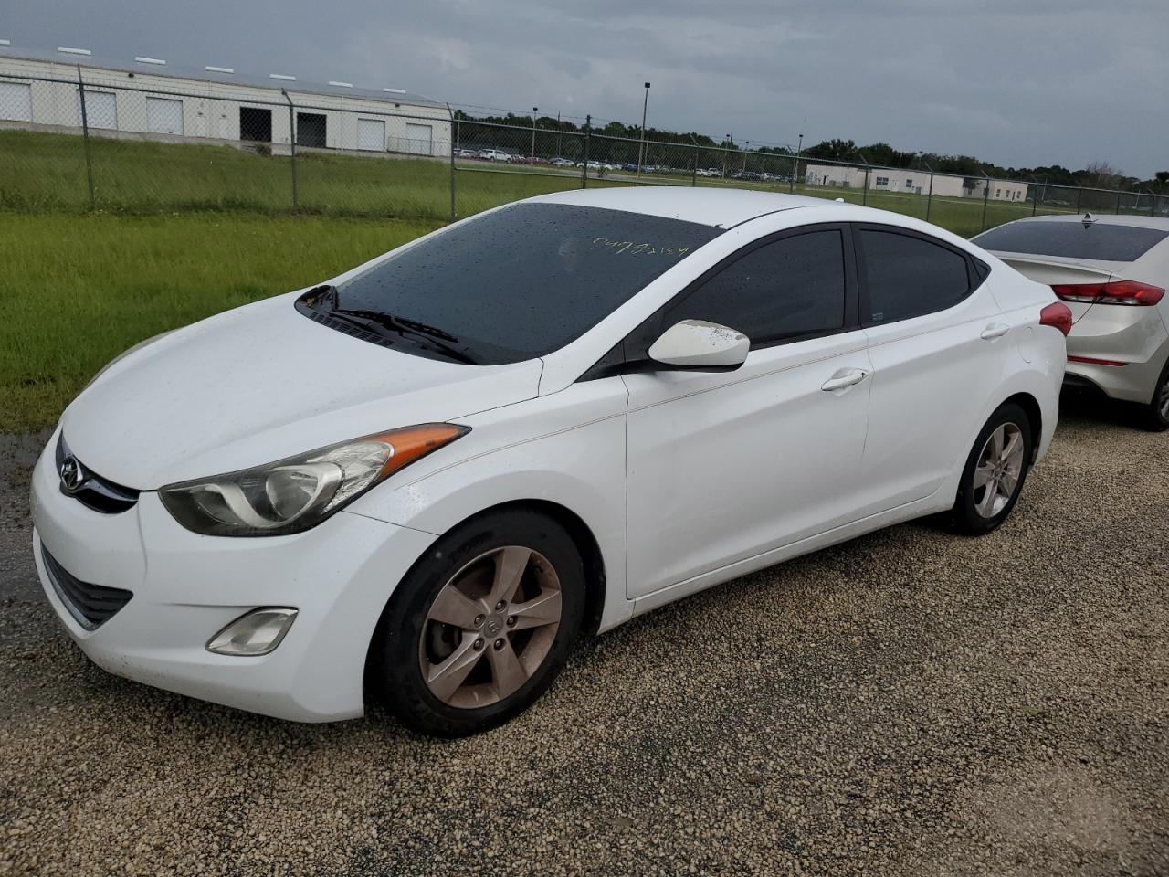 HYUNDAI ELANTRA GL 2013