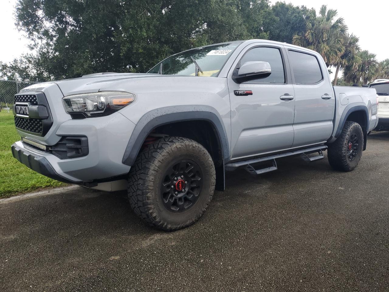 TOYOTA TACOMA DOU 2017