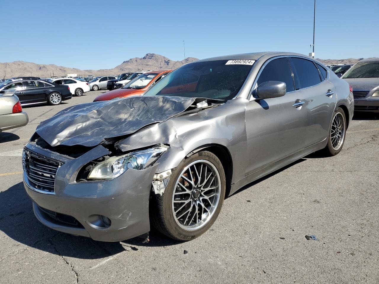 INFINITI M37 2012