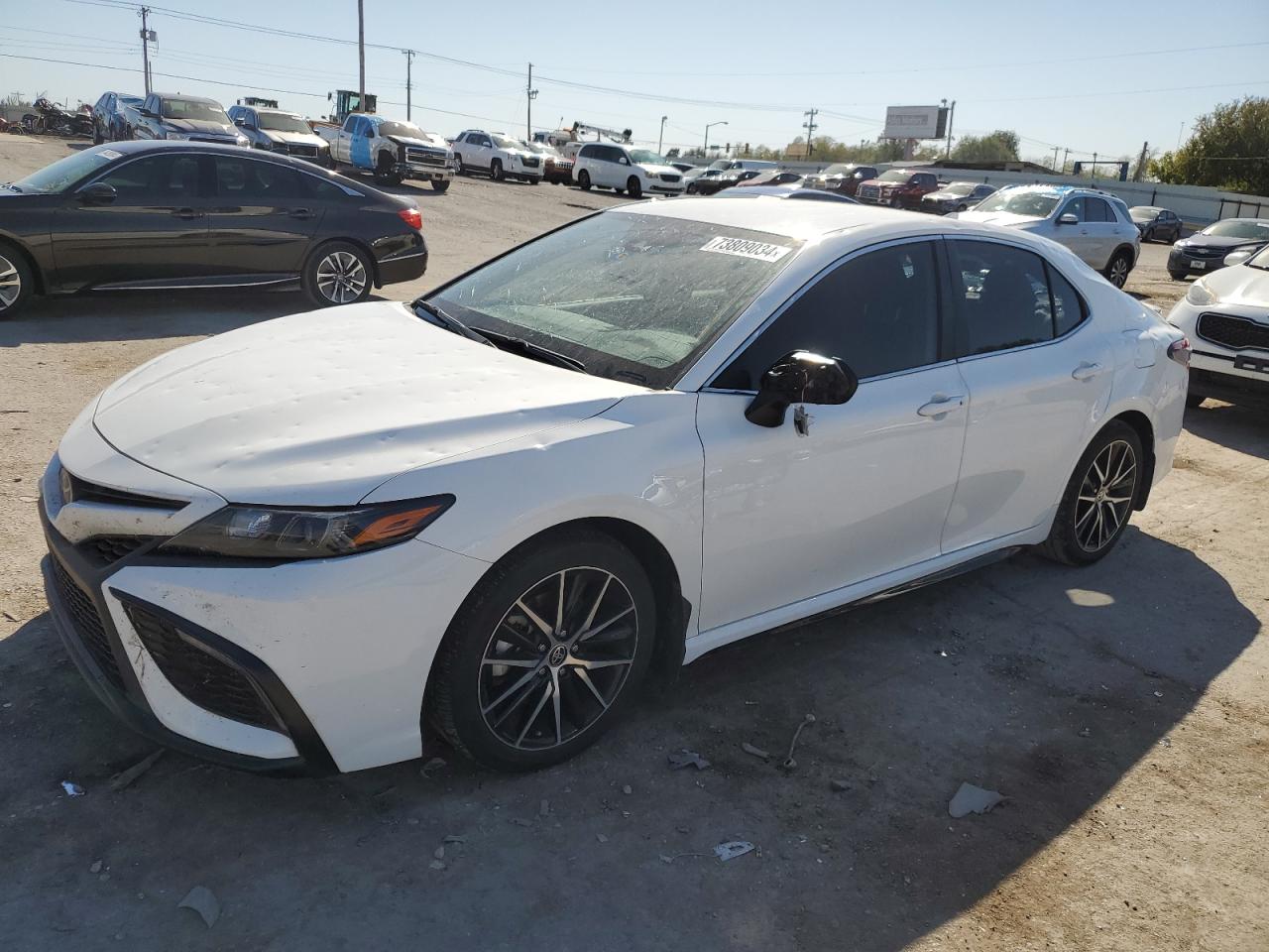 TOYOTA CAMRY SE 2022