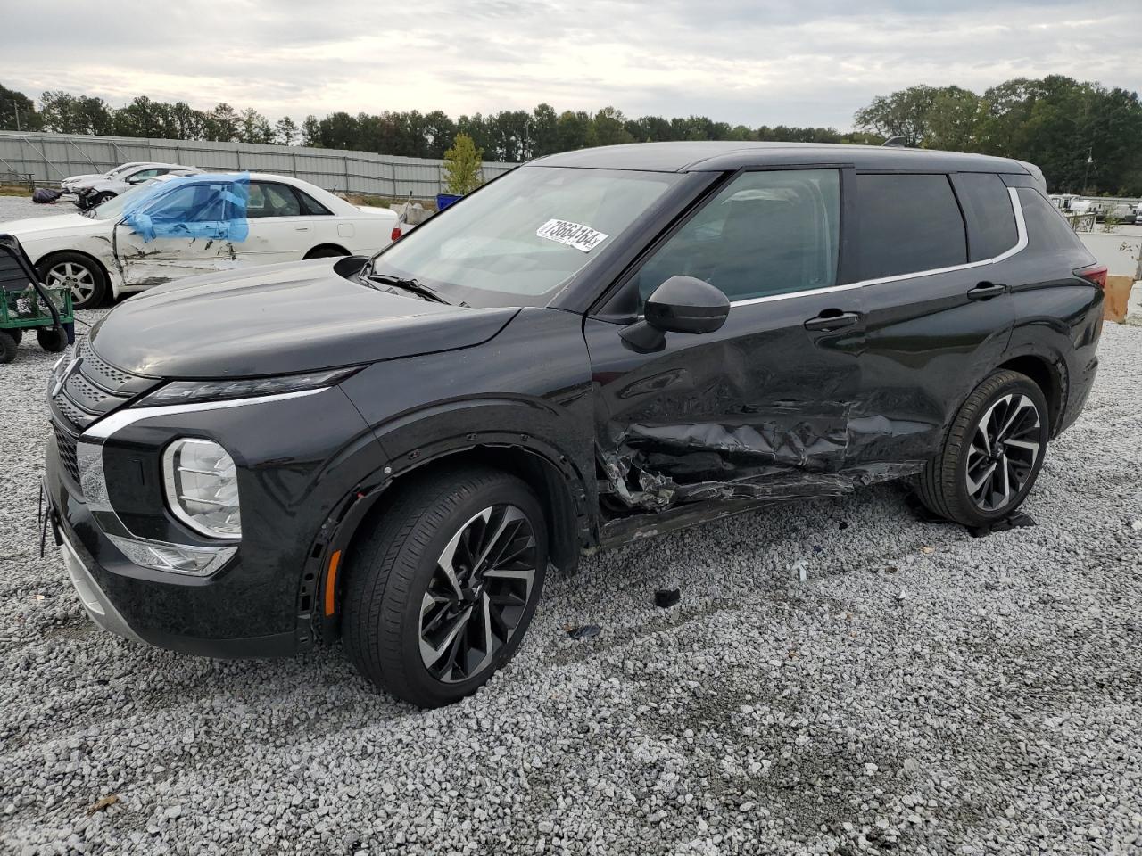 MITSUBISHI OUTLANDER 2023