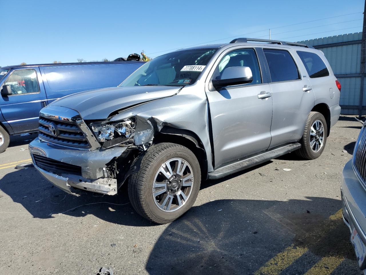 TOYOTA SEQUOIA SR 2013