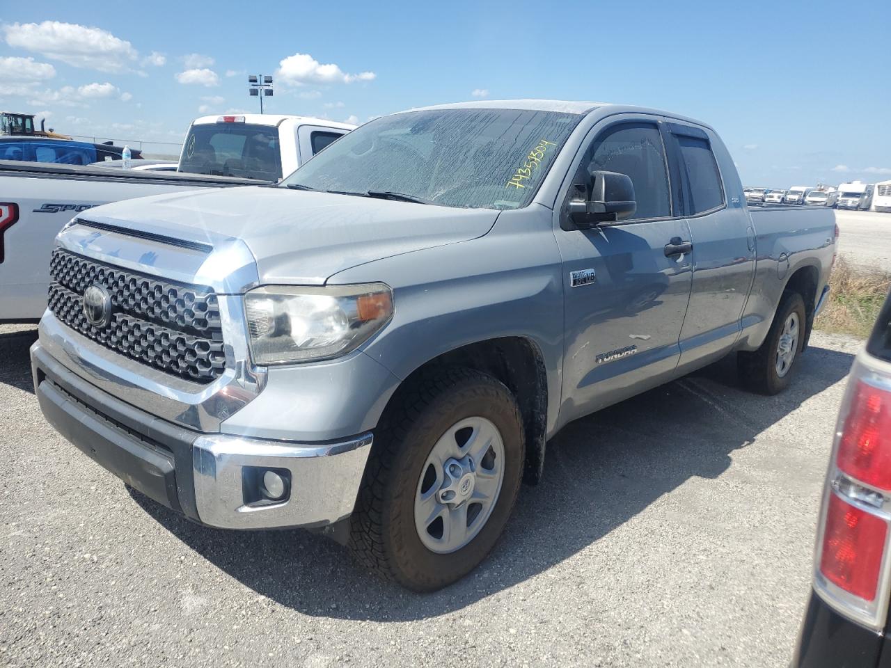 TOYOTA TUNDRA DOU 2020