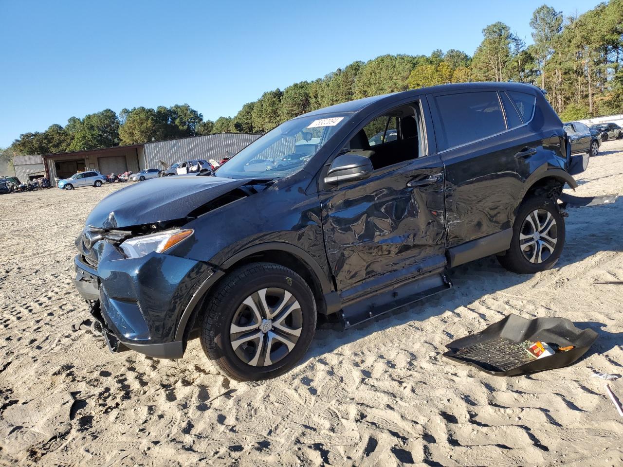 TOYOTA RAV4 LE 2018