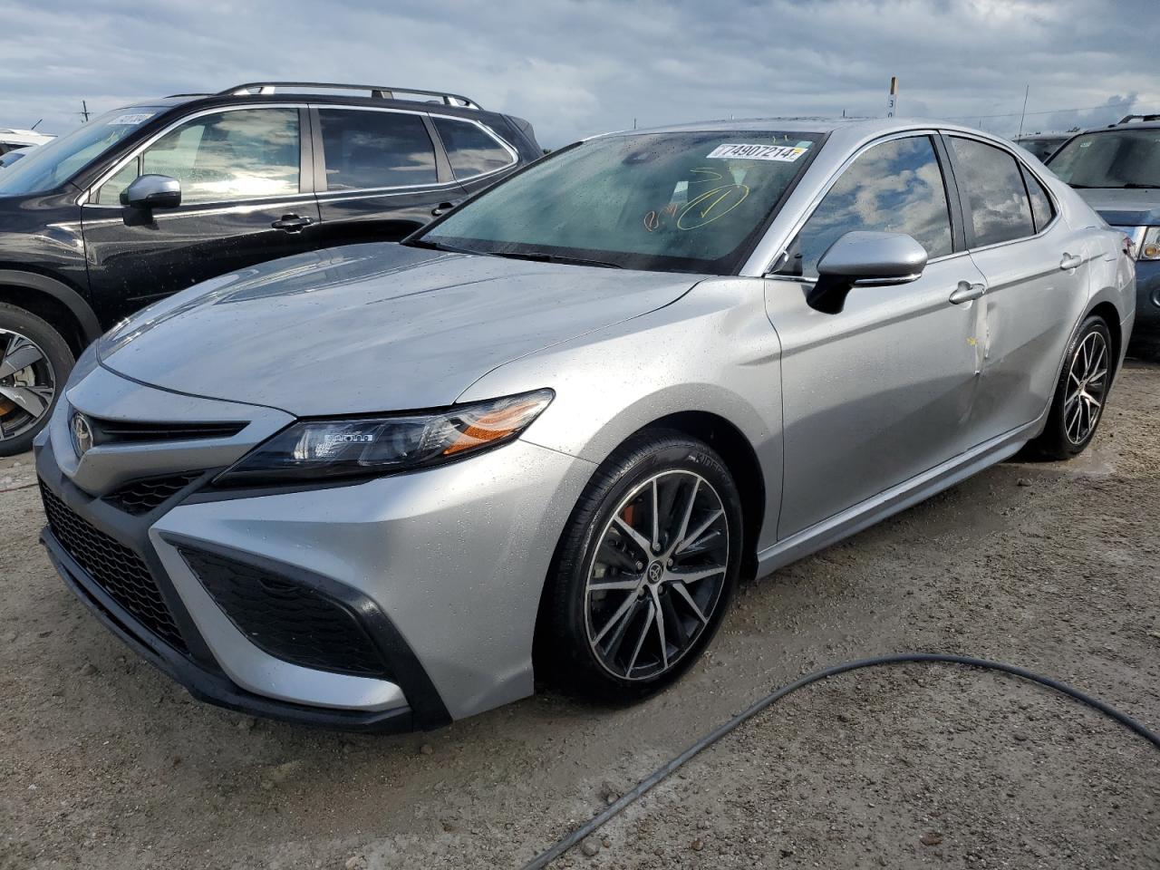 TOYOTA CAMRY SE N 2024